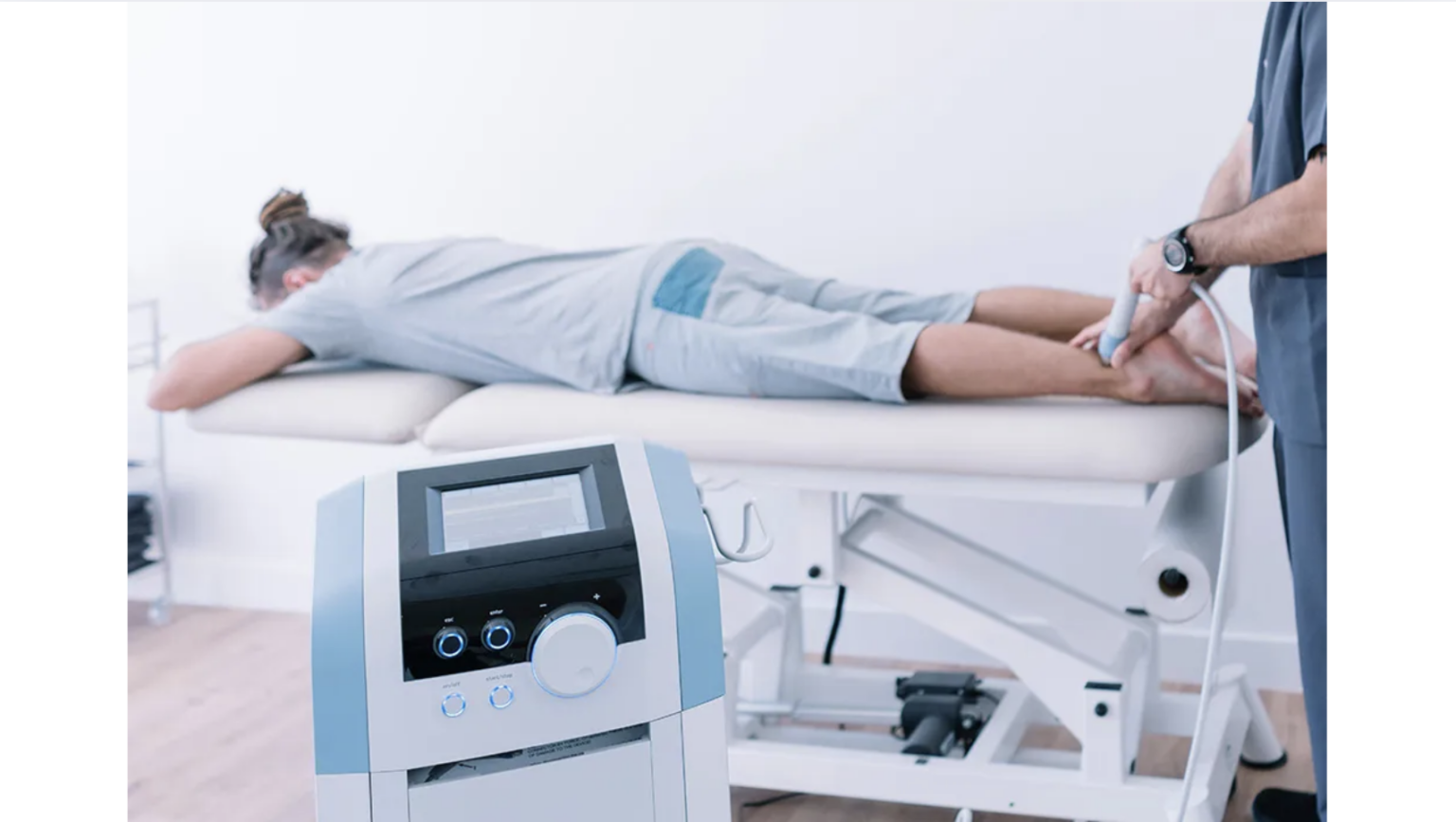Infrared Therapy vs. Traditional Recovery: Which is Better for Athletes ...